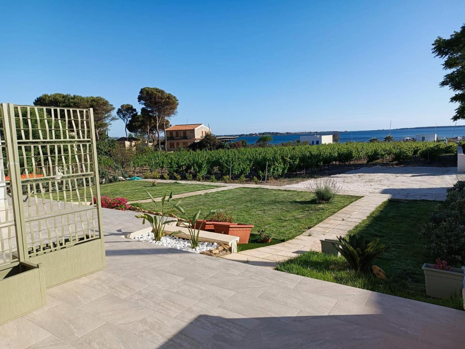 Riflessi Dello Stagnone Bed & Breakfast Marsala Exterior foto